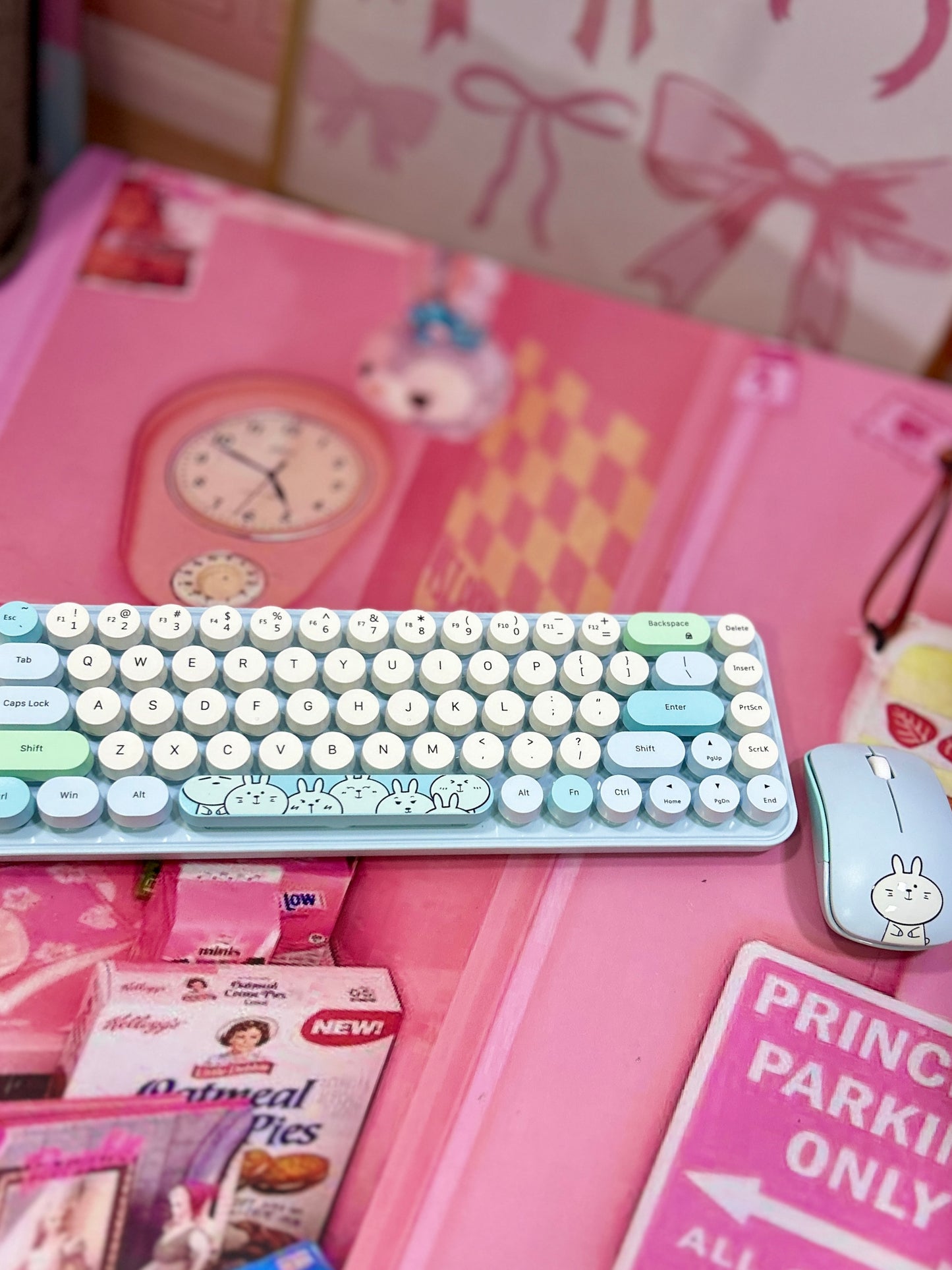 Teclado para portátil + Mouse.