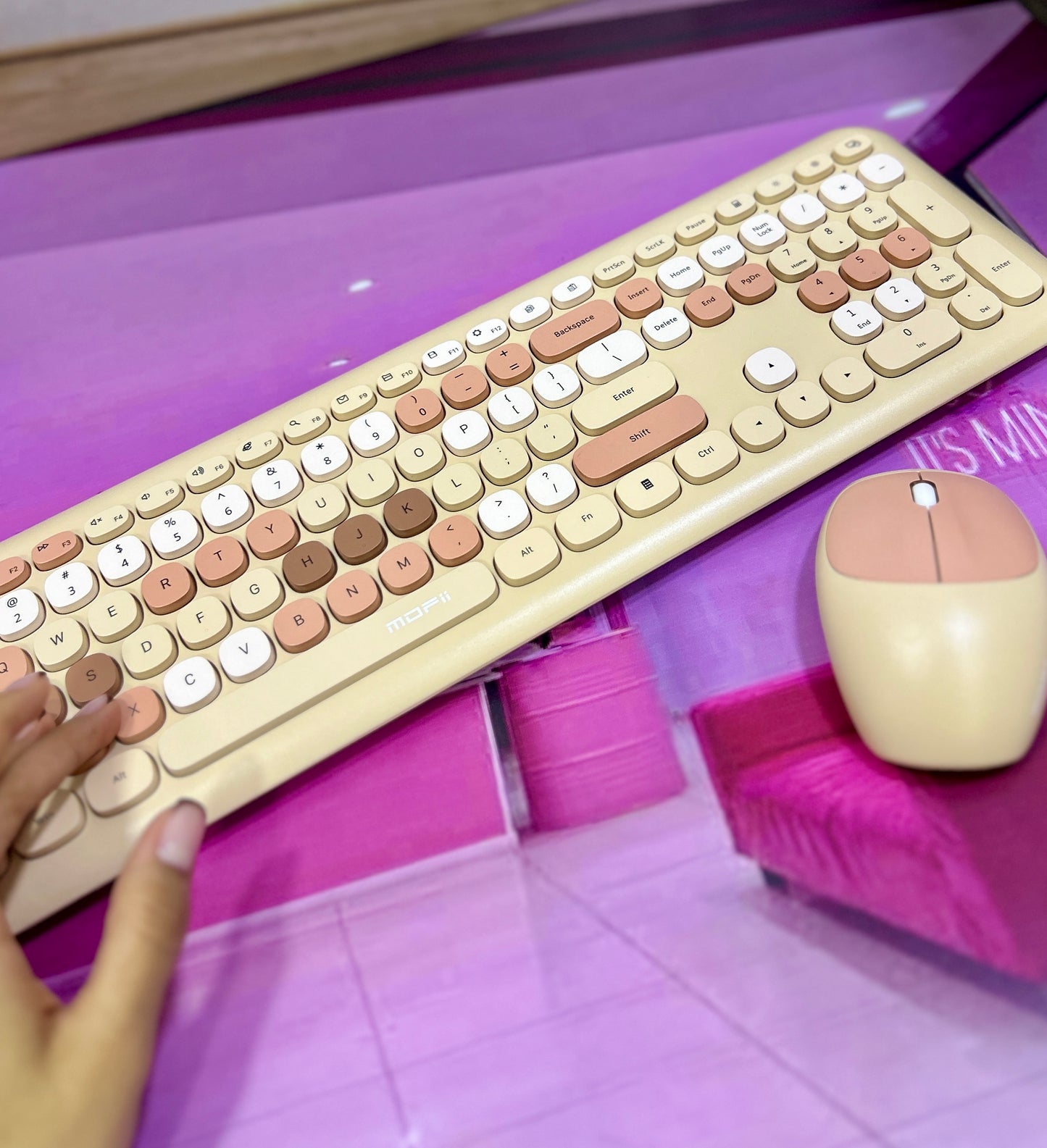 Teclado + Mouse colored pasteles.