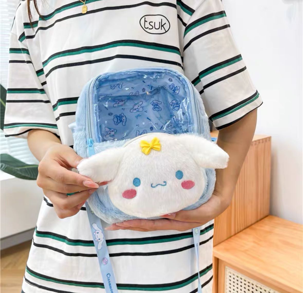 Manos libres transparentes sanrio